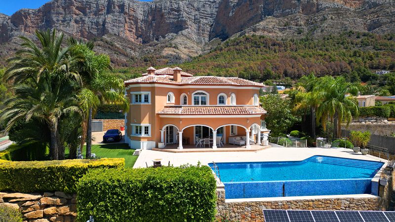 Villa à vendre à Jávea