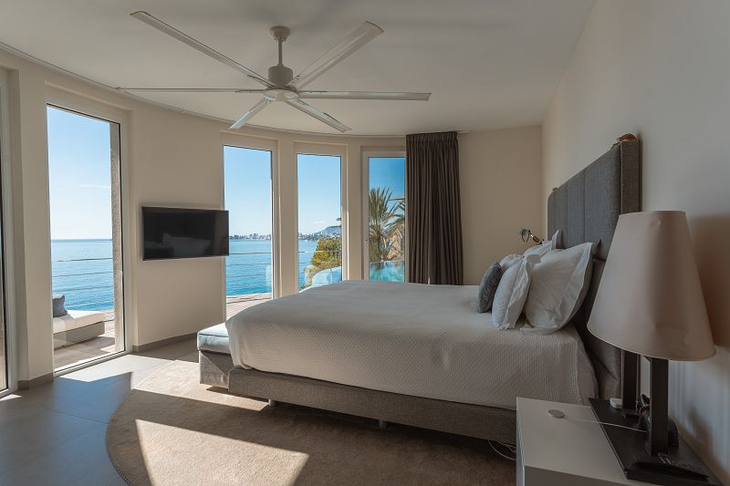 Villa en primera línea Moraira - Max Villas