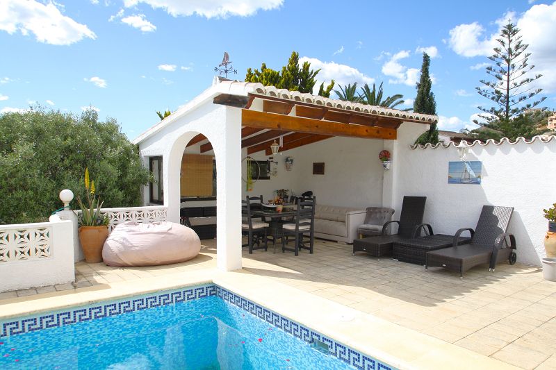 Charming villa in Moraira - Max Villas