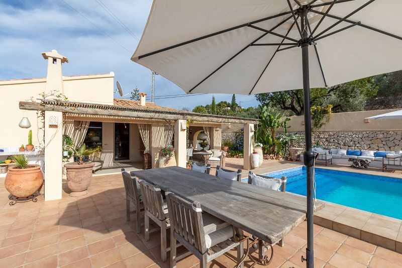 Gerenoveerde, gelijkvloerse villa in Moraira