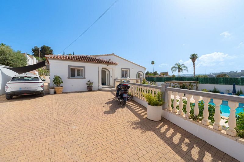Recent gerenoveerde villa in Moraira - Max Villas