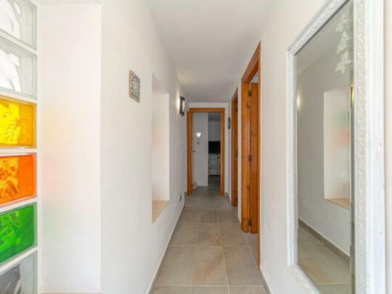 Volledig gerenoveerde villa met zeezicht in Moraira - Max Villas