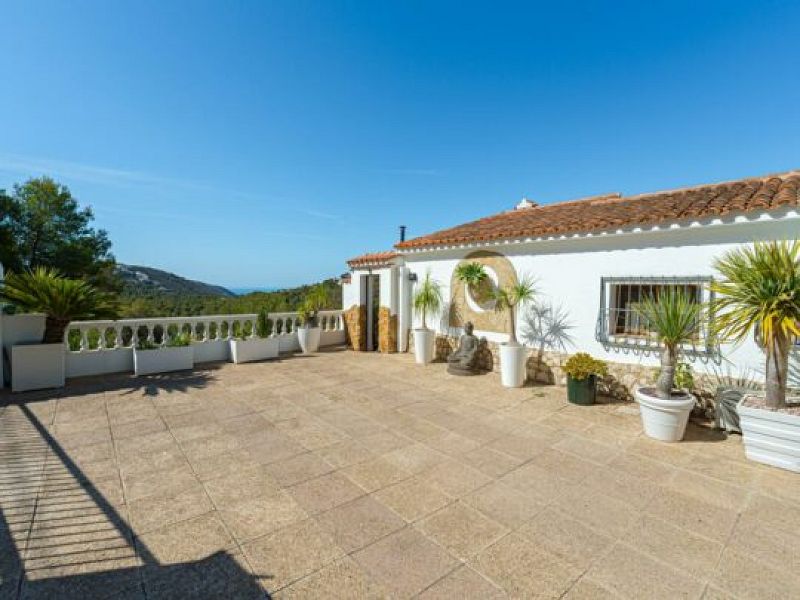 Villa met zeezicht in Moraira - Max Villas