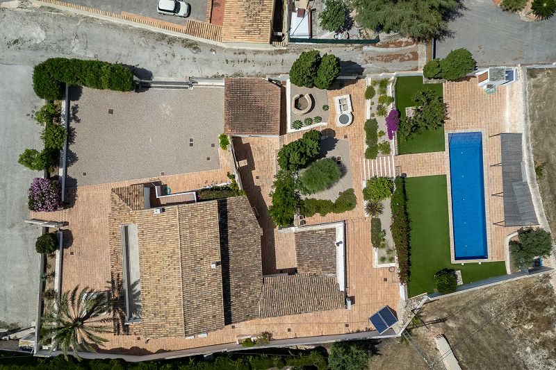 Prachtig gerenoveerd landhuis met karakter - Max Villas