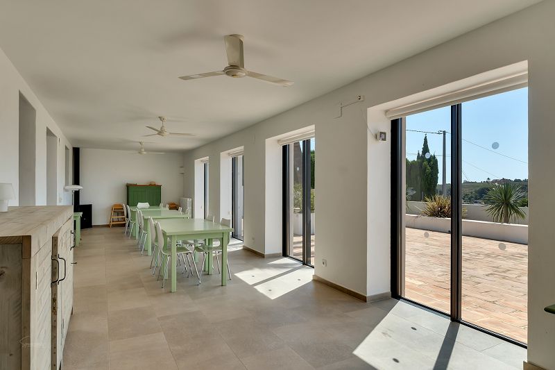 Prachtig gerenoveerd landhuis met zeezicht - Max Villas