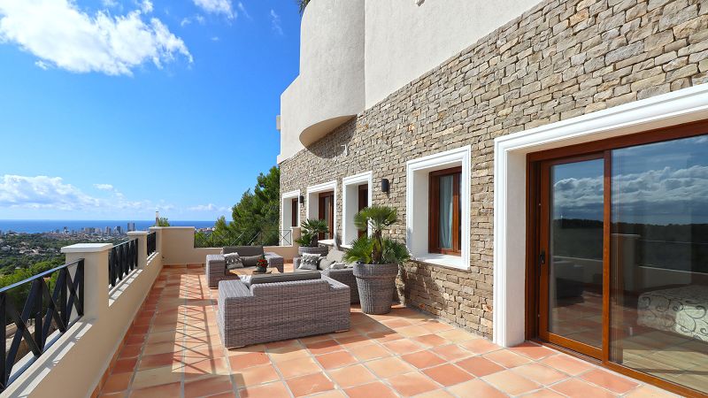Luxury Mediterranean style villa in Calpe - Max Villas