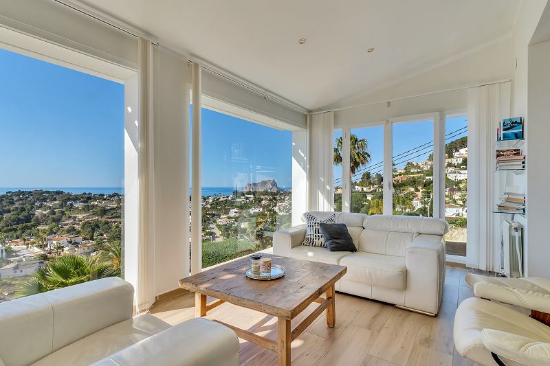 Villa mit Meerblick und Gästewohnung - Max Villas