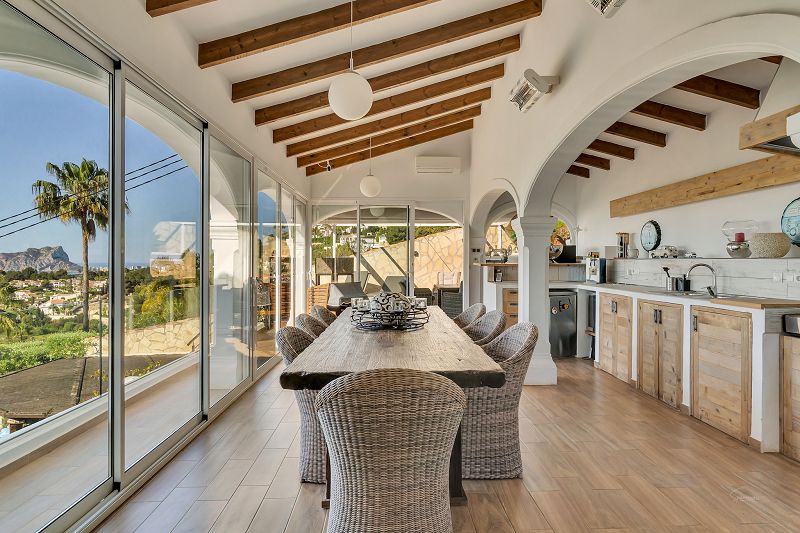 Villa mit Meerblick und Gästewohnung - Max Villas