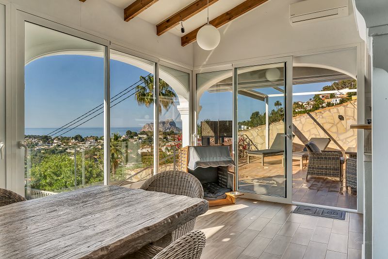 Villa mit Meerblick und Gästewohnung - Max Villas