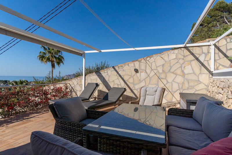 Villa mit Meerblick und Gästewohnung - Max Villas