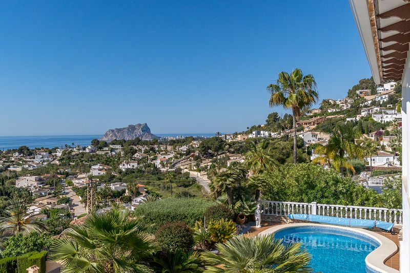 Villa mit Meerblick und Gästewohnung - Max Villas