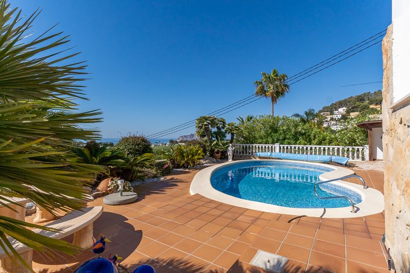 Villa mit Meerblick und Gästewohnung - Max Villas