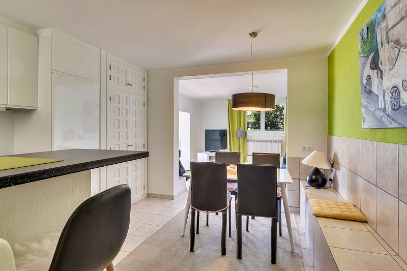 Villa mit Meerblick und Gästewohnung - Max Villas