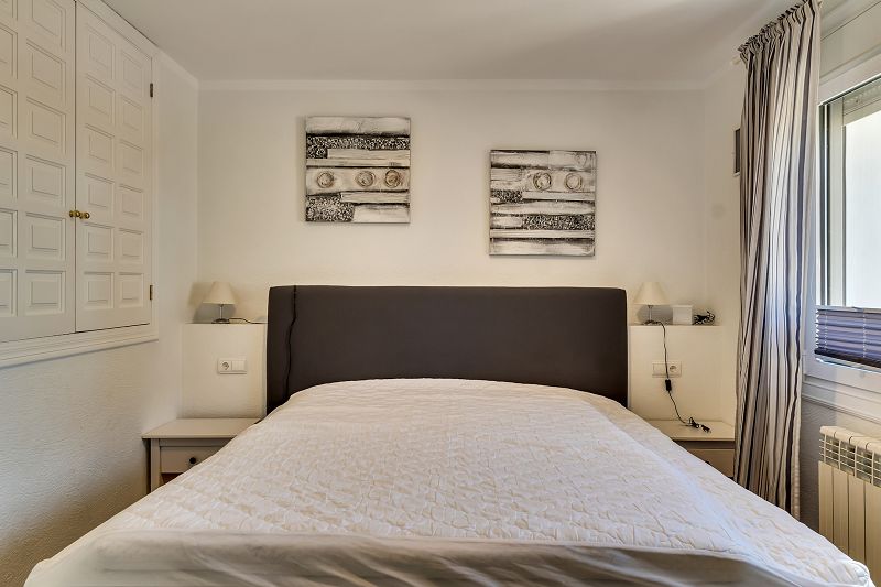 Villa mit Meerblick und Gästewohnung - Max Villas