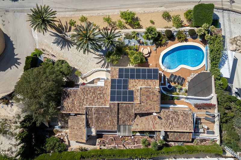 Villa mit Meerblick und Gästewohnung - Max Villas