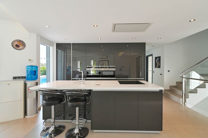 Villa in Moraira - Herverkoop - Max Villas