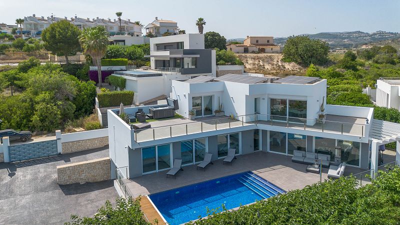 Villa in Moraira - Herverkoop - Max Villas