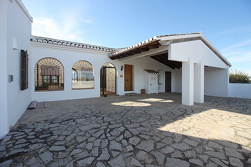 Large Finca built in 2000, with sea and mountain views - Max Villas