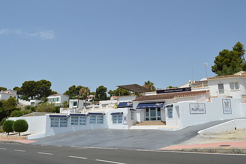 Nueva construcción con vistas al mar, La Fustera - Max Villas