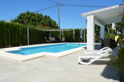 Tastefully renovated villa with sea view - Max Villas