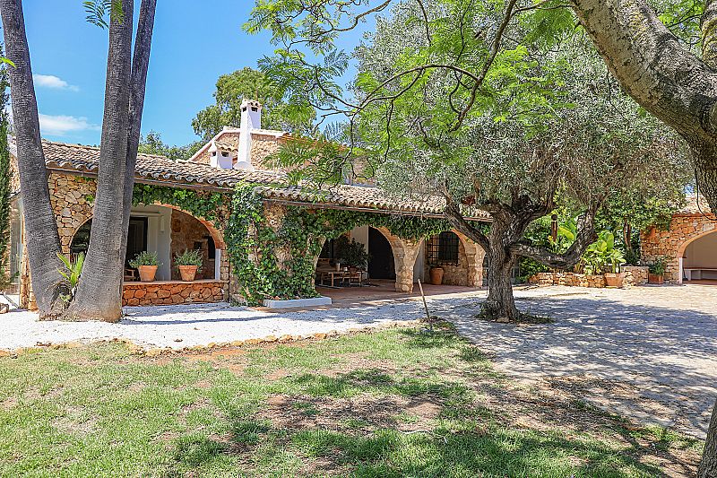 Finca en Benissa  - Reventa - Max Villas