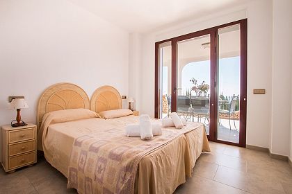 Villa in 500m vom Meer, herrliche Aussicht auf El Peñon de Ifach und das Meer - Max Villas
